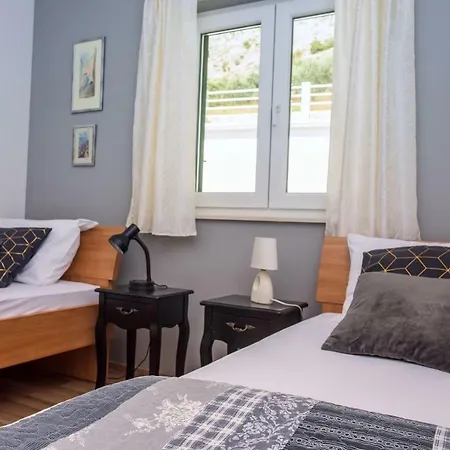 Villa Maslina, With Private 32m2pool, Panoramic Views On 100km Coastline, 12 Pax Lokva Rogoznica