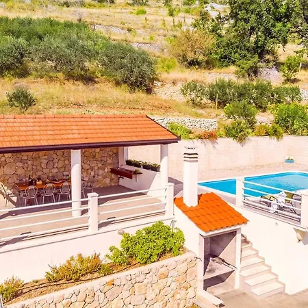 Maslina, With Private 32m2pool, Panoramic Views On 100km Coastline, 12 Pax לוקבה