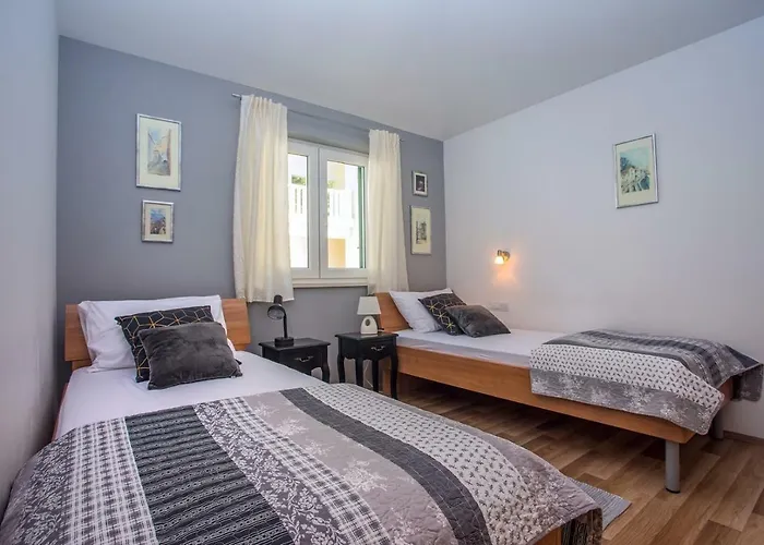 Maslina, With Private 32m2pool, Panoramic Views On 100km Coastline, 12 Pax וילה *