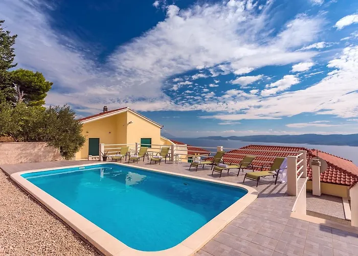 וילה Maslina, With Private 32m2pool, Panoramic Views On 100km Coastline, 12 Pax