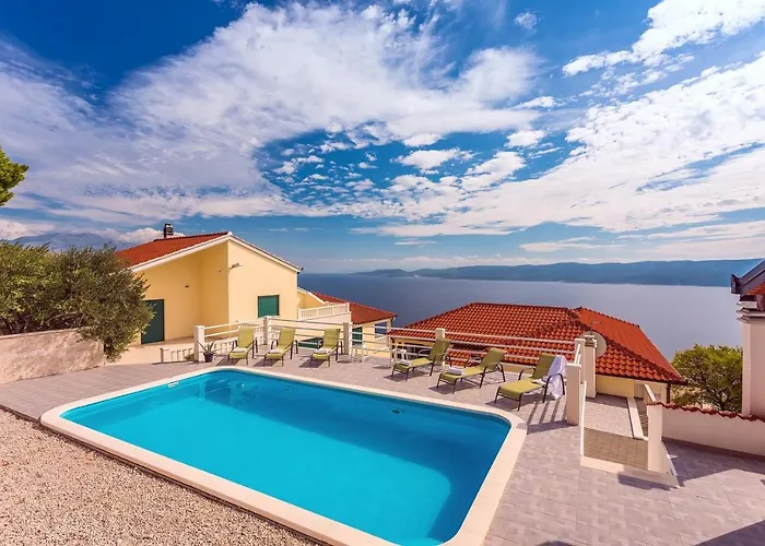 Maslina, With Private 32m2pool, Panoramic Views On 100km Coastline, 12 Pax וילה *